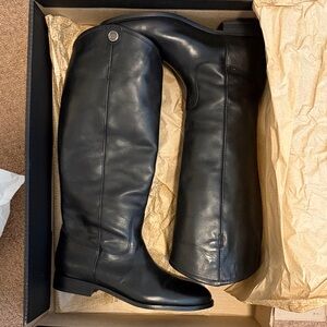 Frye Black Leather Winter Boots (Melissa Button)
